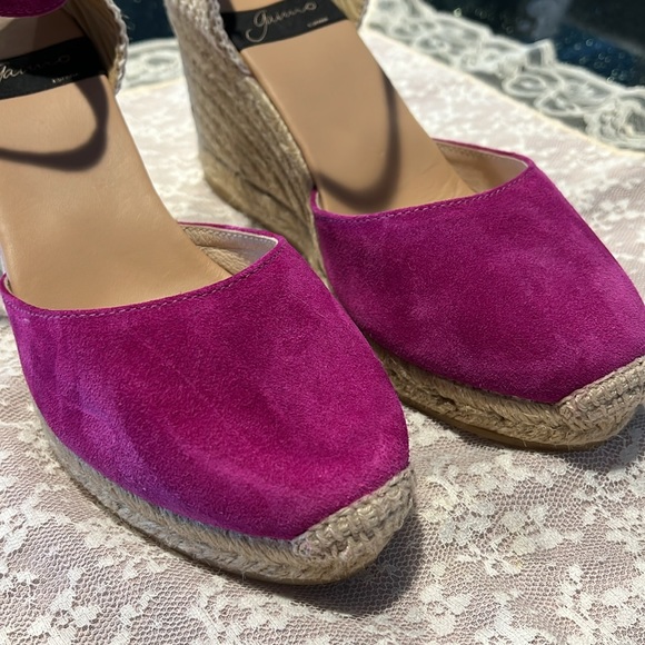 NWOB fuchsia suede sandals size 38 - Picture 7 of 9